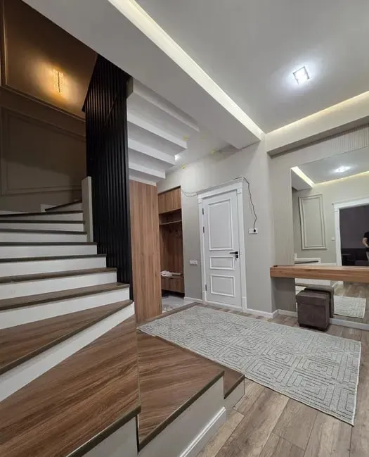 Аренда 4-комн. кв. 130 м² · ID 43510 5