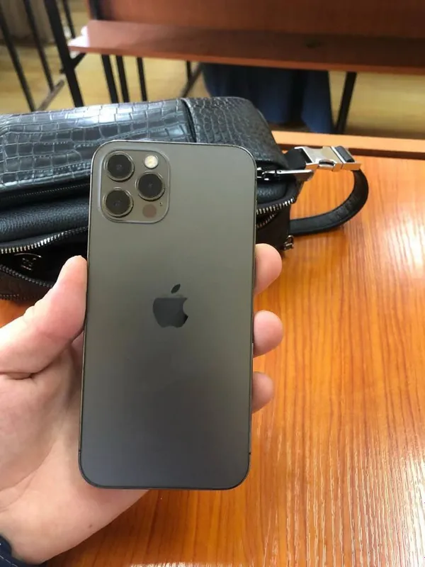 Iphone 12 pro aybi yoq 75/256 kar dak bor 1 Iphone 12 pro aybi yoq 75/256 kar dak bor 1