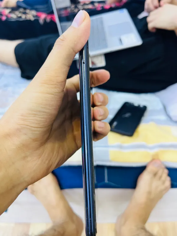 Samsung Galaxy A50 4 Samsung Galaxy A50 4