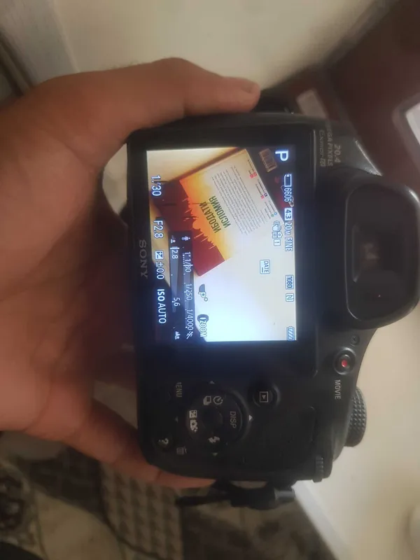 Kamera, Sony Cyber-shot DSC-HX400V 100x zoom — фото 2