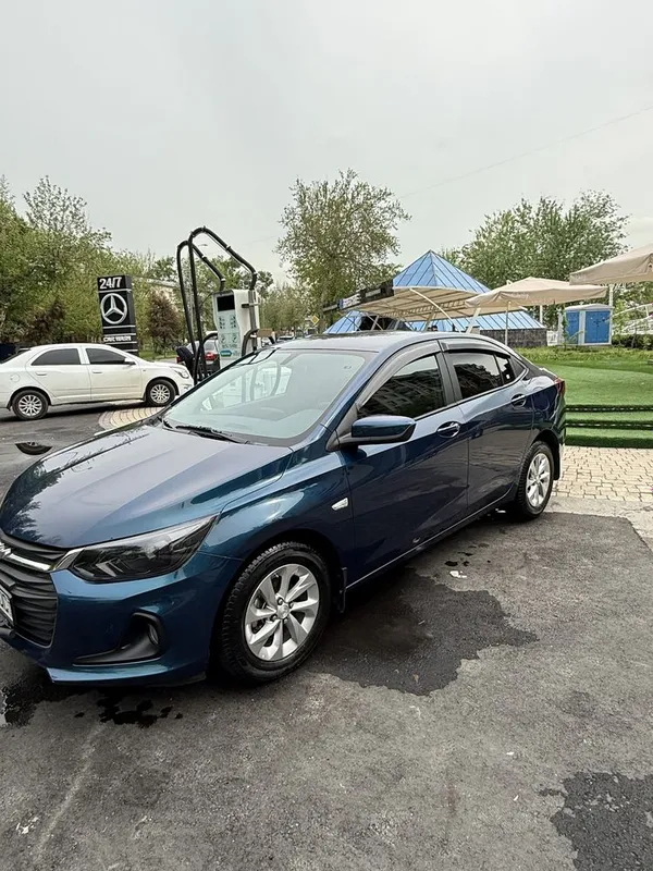 Продам свой chevrolet onix 4 позиция Ltz АКПП турбо! 3