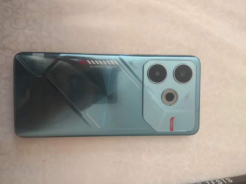 Tecno pova 6 neo telefoni ishlatilgan