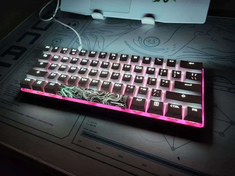 Клавиатура HyperX Alloy Origins 60 Pink [HX Linear Red Switch] 2