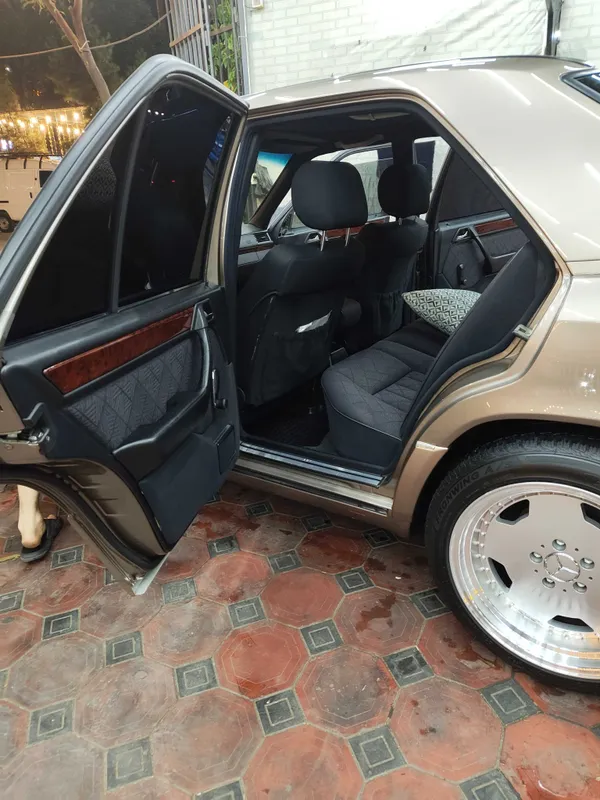 Mercedes W124 Ешка 4 Mercedes W124 Ешка 4