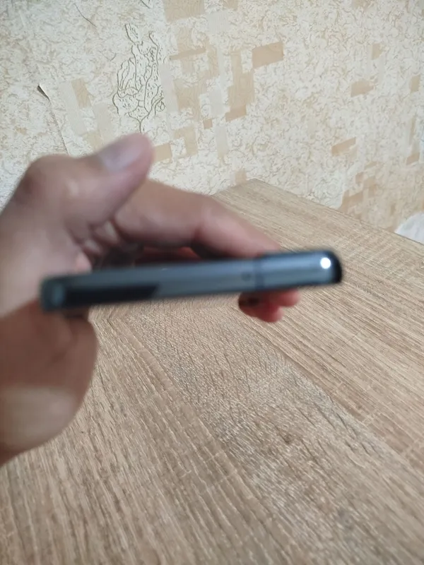 Продаётся идеальный Samsung S22 5 Продаётся идеальный Samsung S22 5