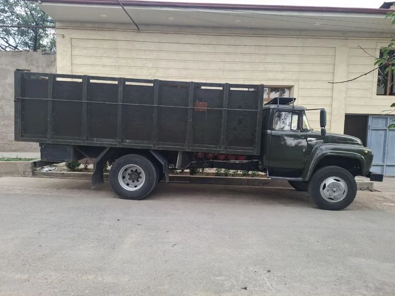 Zil dlinamer sotiladi 1989 yil gaz Zil dlinamer sotiladi 1989 yil gaz