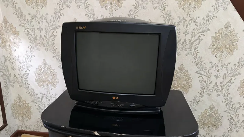 LG televizor sotiladi LG televizor sotiladi
