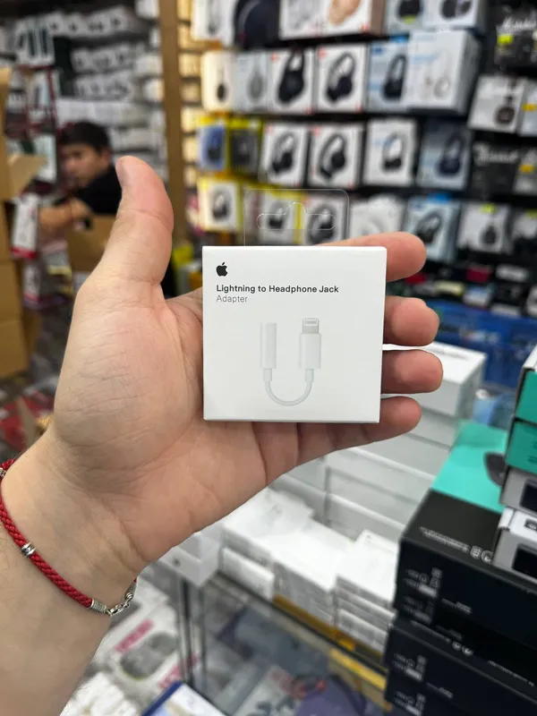 Apple Lightning to Headphone Jack Adapter