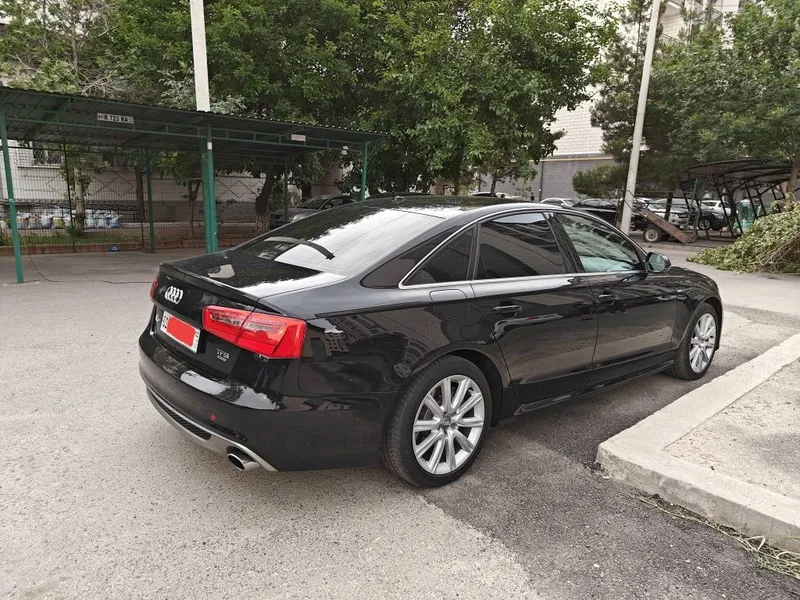 Audi A6, 2014 год, 3 л компрессор, в идеальном состоянии — фото 2
