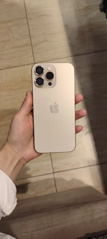 Iphone 16 pro Max 4 Iphone 16 pro Max 4