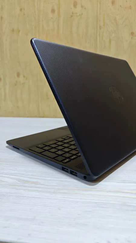 HP 15 noutbuk 3