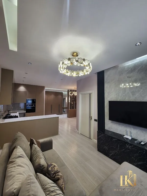 Продаётся 2-комнатная квартира в ЖК N One 5