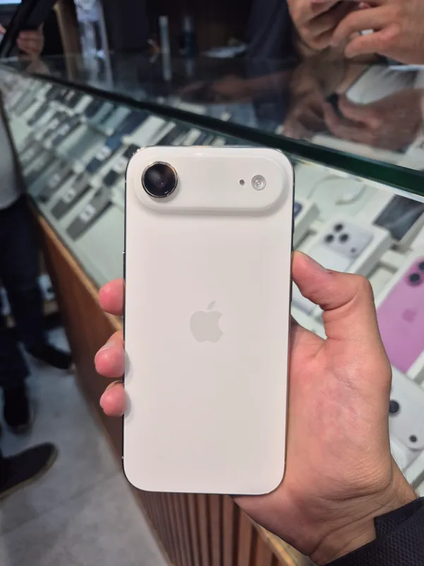 Iphone 17 air 1