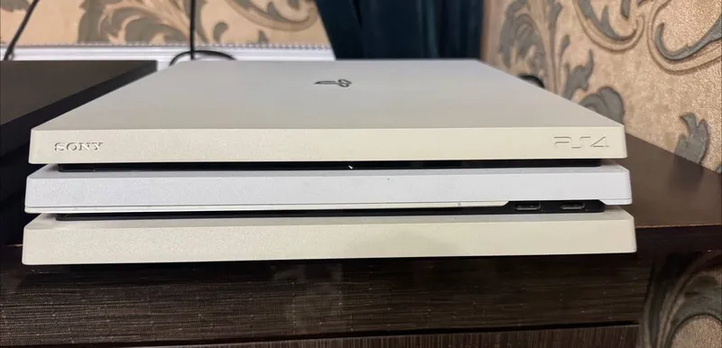 Ps4 pro — фото 1