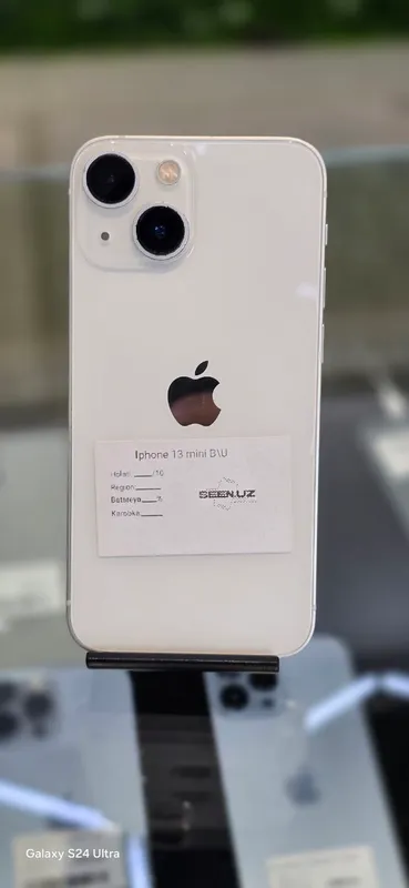 iPhone 13 mini 2 iPhone 13 mini 2