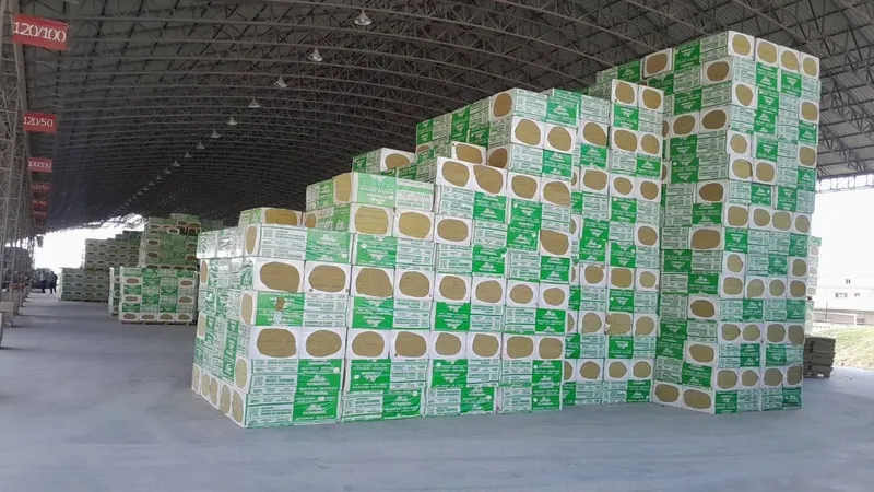 БАЗАЛЬТ PETROWOOL фасадная отделка 2 БАЗАЛЬТ PETROWOOL фасадная отделка 2