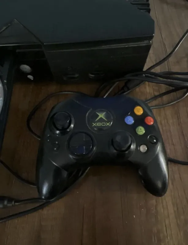 XBOX sotiladi aybi yoq 2 XBOX sotiladi aybi yoq 2