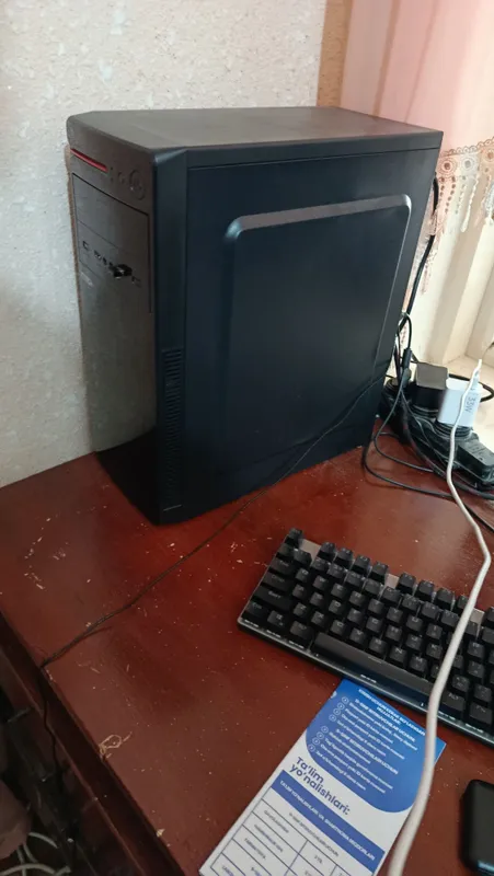 Sarlavha: Kuchli Gaming PC Sotiladi — RTX 5050 / i3-12100F / 27" Monit