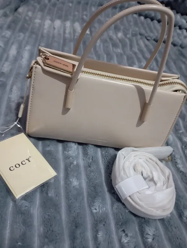 Стильная женская сумка COCY 1 Стильная женская сумка COCY 1