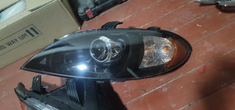 Gentraga bi-led fara.