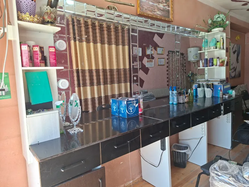 Oynali salon uchun mebel sotiladi Sifati zur — фото 1