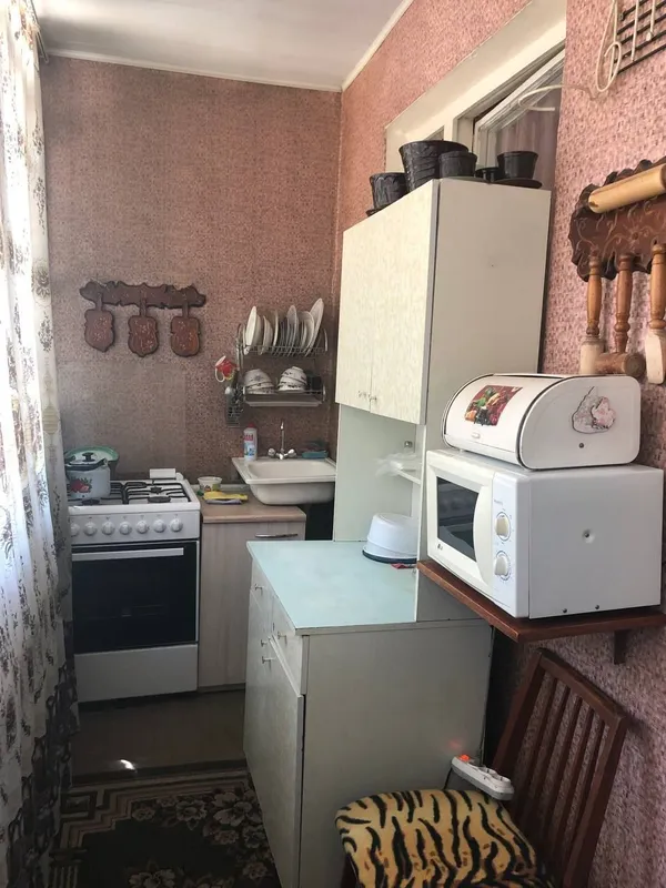 Аренда Юнусабад Универсам круг 1ком переделана в 2х ком