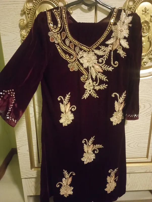 100 ming soʻm 2 3 kiyilgan holos akuratniy turibdi — фото 1