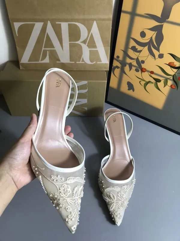 zara tufli