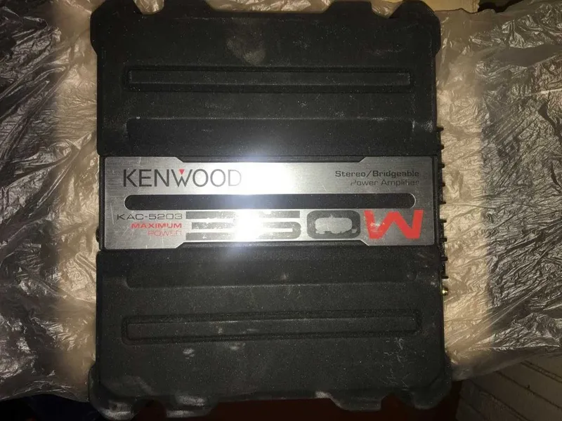 Продается усилитель звука Kenwood. (Оригинал)