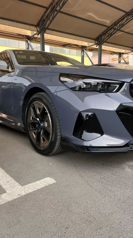 BMW i5 35L srochniy sotiladi 2 BMW i5 35L srochniy sotiladi 2