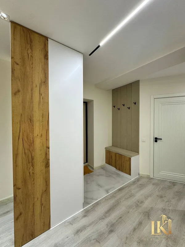 Продаётся 3-комнатная квартира, 80 м², 3/4, Мирзо-Улугбекский район 6 Продаётся 3-комнатная квартира, 80 м², 3/4, Мирзо-Улугбекский район 6