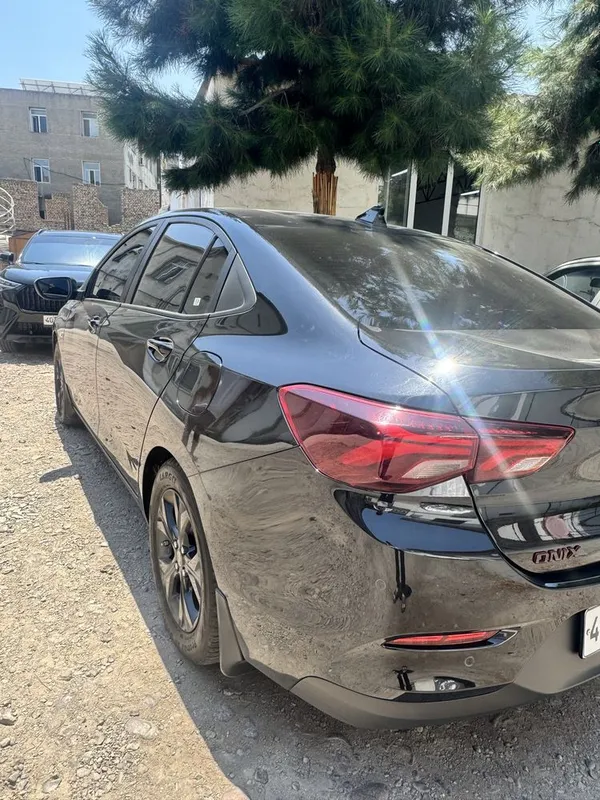 Onix redline avtomobili 5