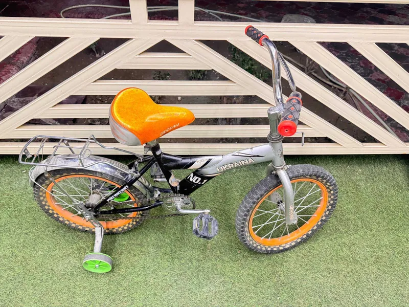 Ukraina brendi ostidagi BMX uslubidagi velosipeddir. — фото 1 Ukraina brendi ostidagi BMX uslubidagi velosipeddir. — фото 1