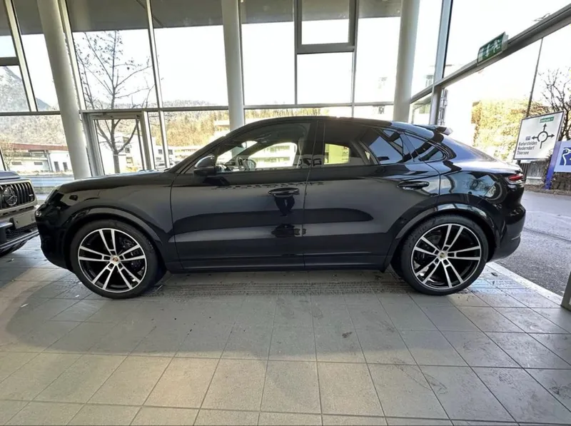 Porsche Cayenne Coupe 2026 3 Porsche Cayenne Coupe 2026 3