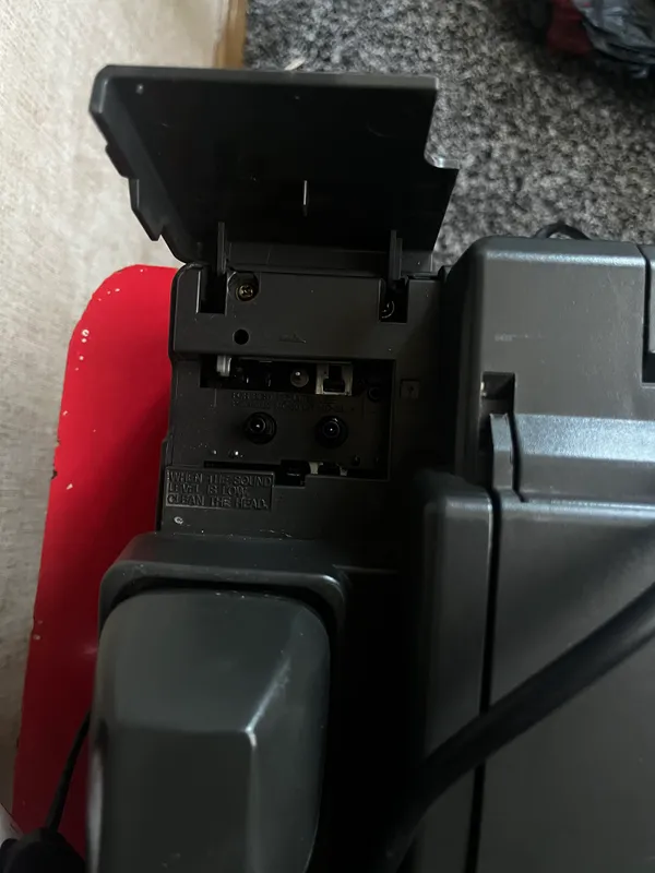 Panasonic KX-F130 / факс + автоответчик на кассете 2 Panasonic KX-F130 / факс + автоответчик на кассете 2