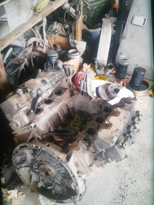 Mersedes m112 2.4 mator