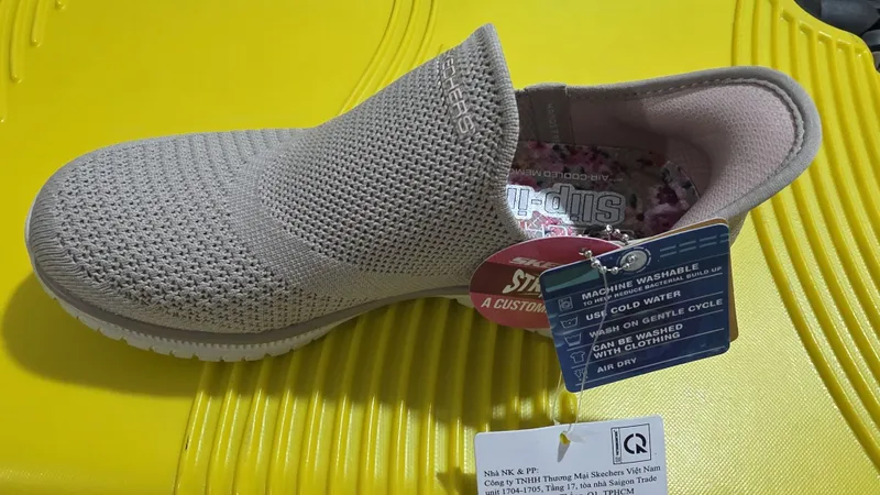 Оригинальные skechers 35 размер 1 Оригинальные skechers 35 размер 1