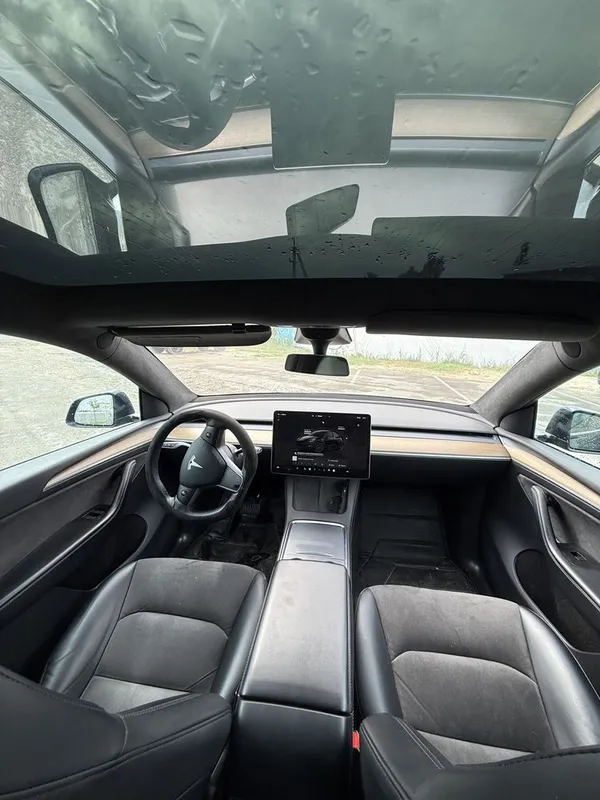Tesla Model Y Dual motor 4wd — фото 5