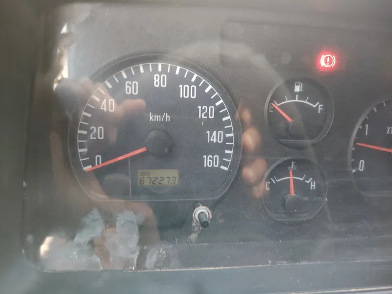 Isuzu NQR 71 PL sotiladi xolati yaxshi — фото 1