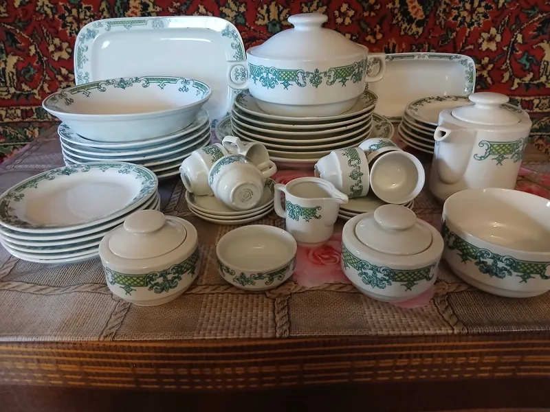 Фарфоровый сервиз 1