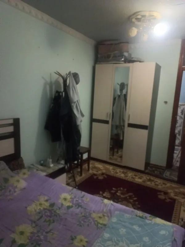 Uch xonali kvartira sotiladi 7