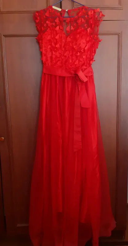 Ayollar kiyimi
