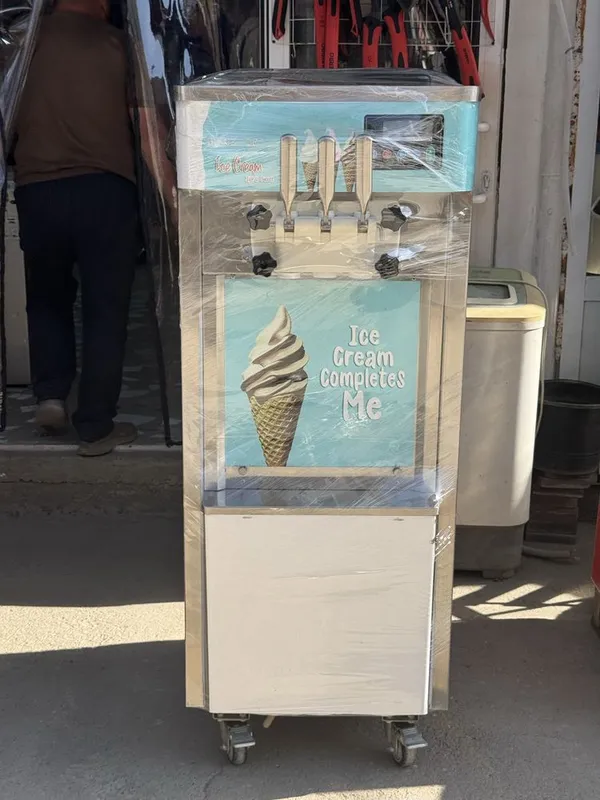 Freezer, marojni apparat 8 Freezer, marojni apparat 8