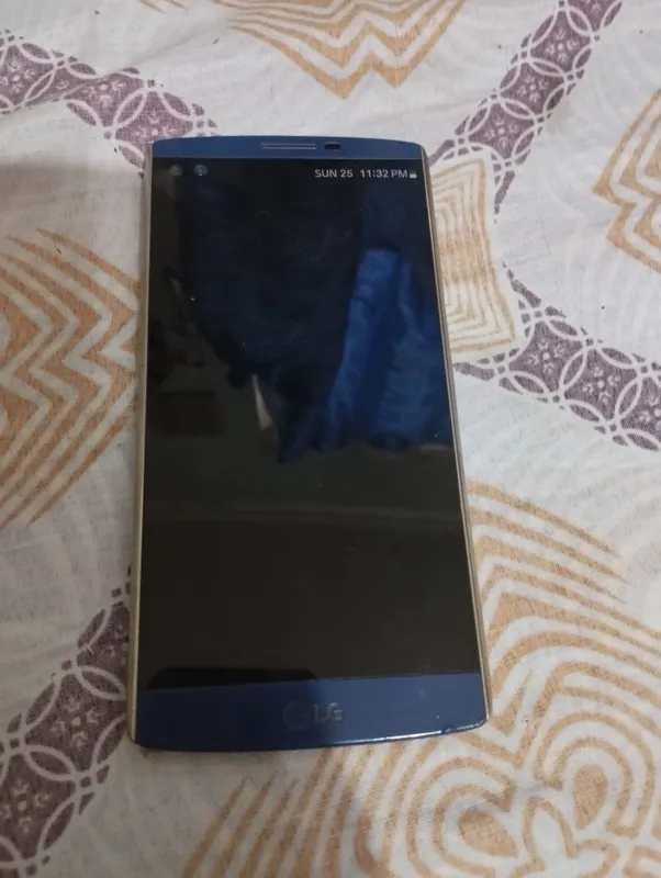 Uyali telefon 1