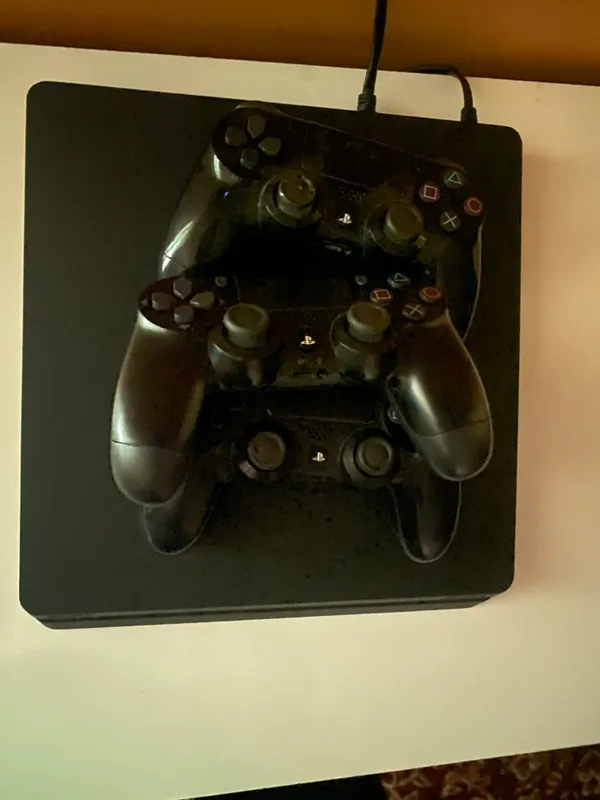 Ps4 slim 860gb ideal 3.000.000sum
