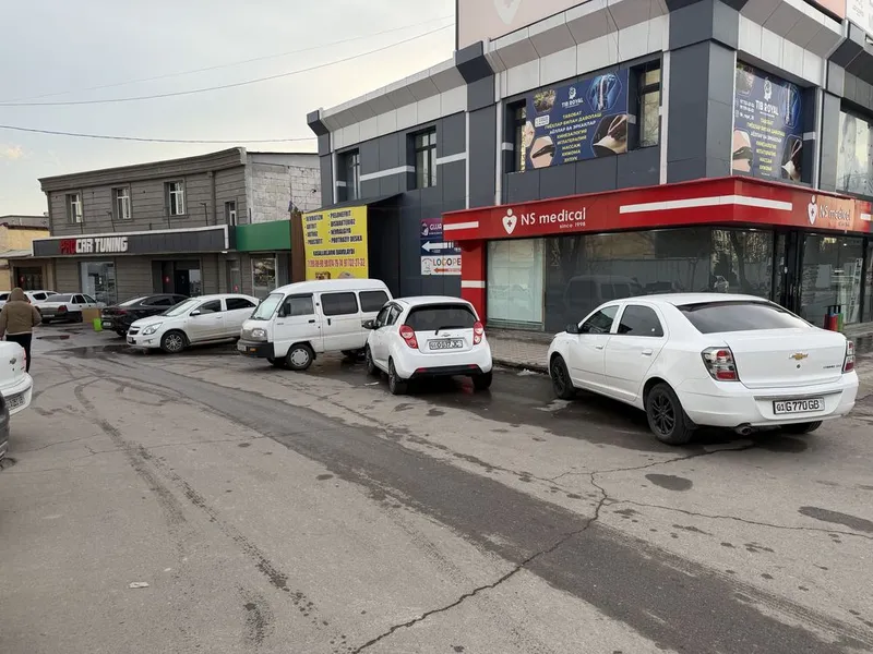 Kokcha darvoza 1- liniya no turar bino sotiladi!!! 7 sotix 916kv m2. 1