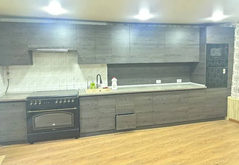 Срочно сдается дом 7 комнат,3.5 сотки. Саламатина. 2