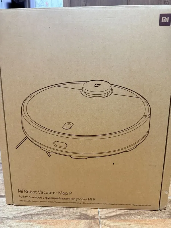 Продаю робот-пылесос Mi Robot Vacuum-Mop P
