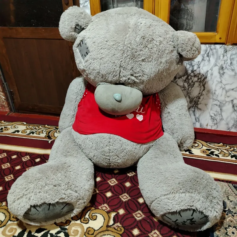 katta teddy ayiq srochno sotiladi holati yaxshi. 2 katta teddy ayiq srochno sotiladi holati yaxshi. 2