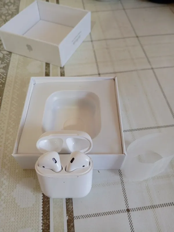 AirPods Wireiess Charging Case